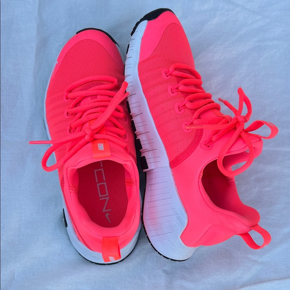 Nike Women's Metcon Shoes - Neon Pink and White